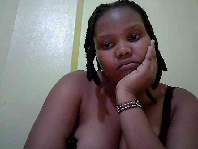 Shepretty webcam