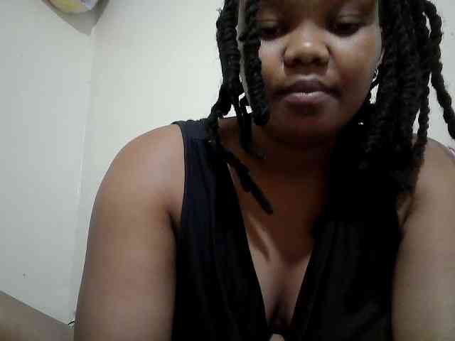 Shepretty webcam