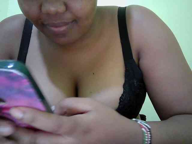 Shepretty webcam
