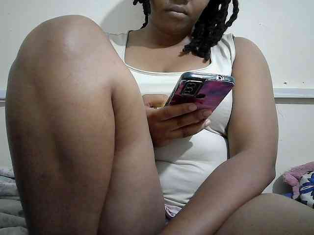 Shepretty webcam