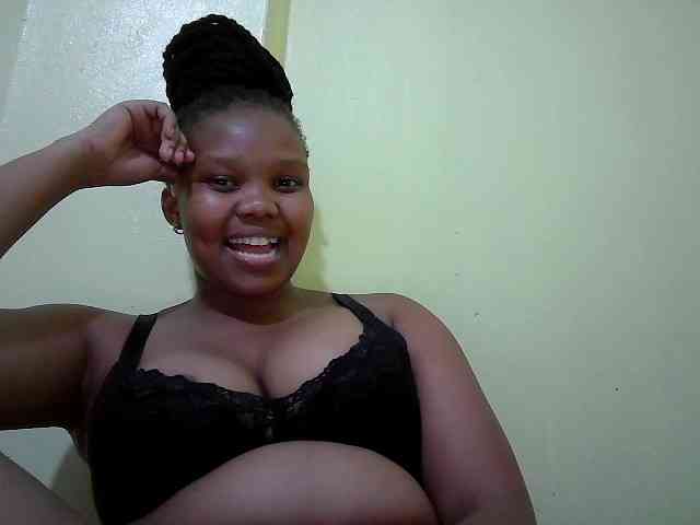 Shepretty webcam