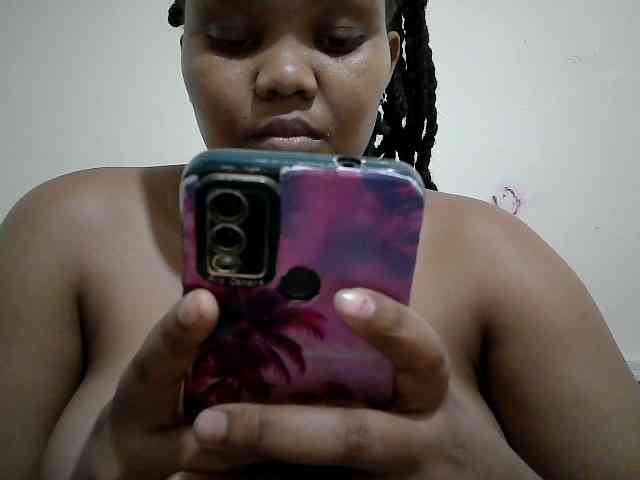 Shepretty webcam