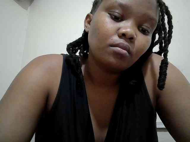 Shepretty webcam