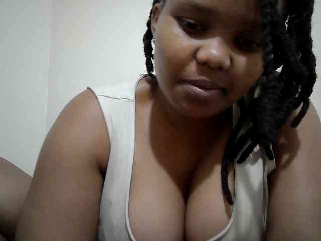 Shepretty webcam