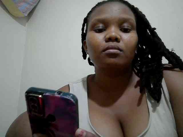 Shepretty webcam