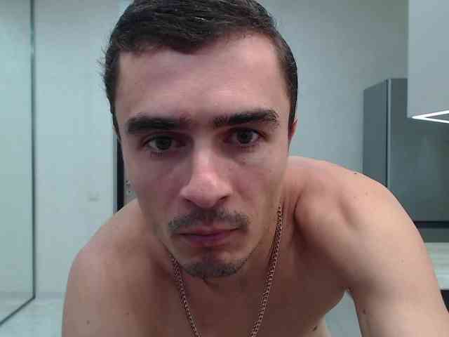 GoodGGG Sex Cam Show