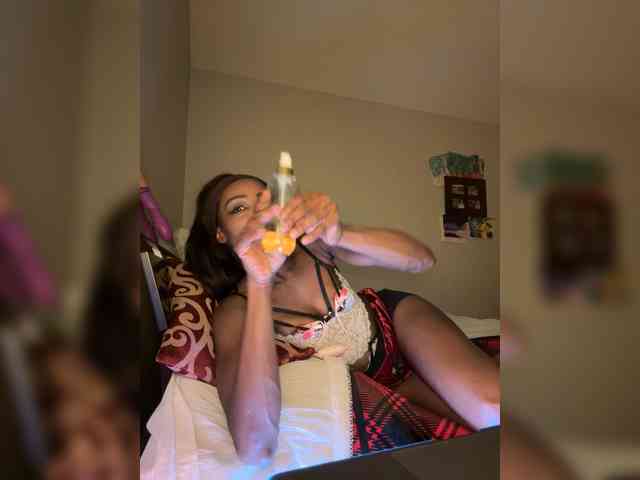 Peachyz webcam