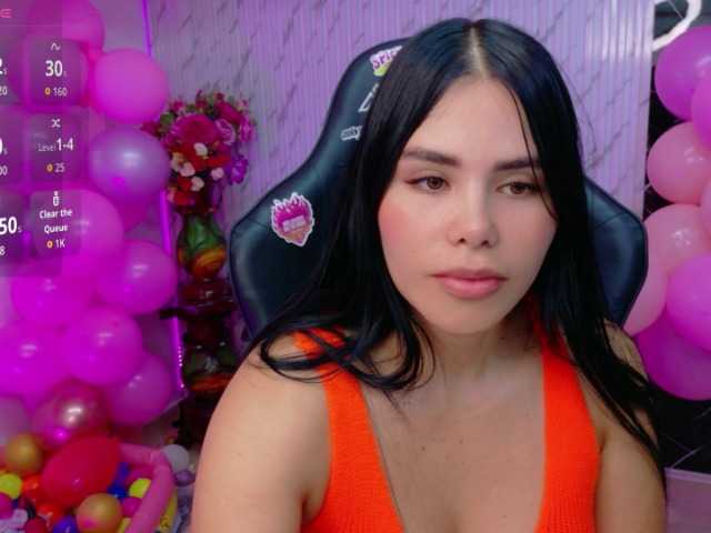 lararoberts1