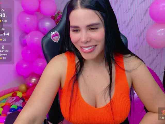 lararoberts1