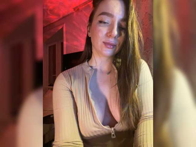 OlaChikaMamasita live cam on BongaCams