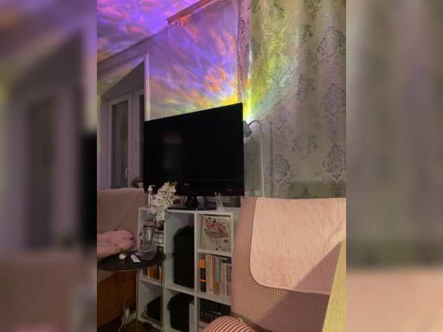 OlaChikaMamasita, en directo ahora en BongaCams