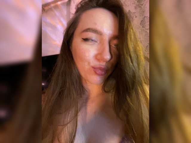 OlaChikaMamasita live cam on BongaCams