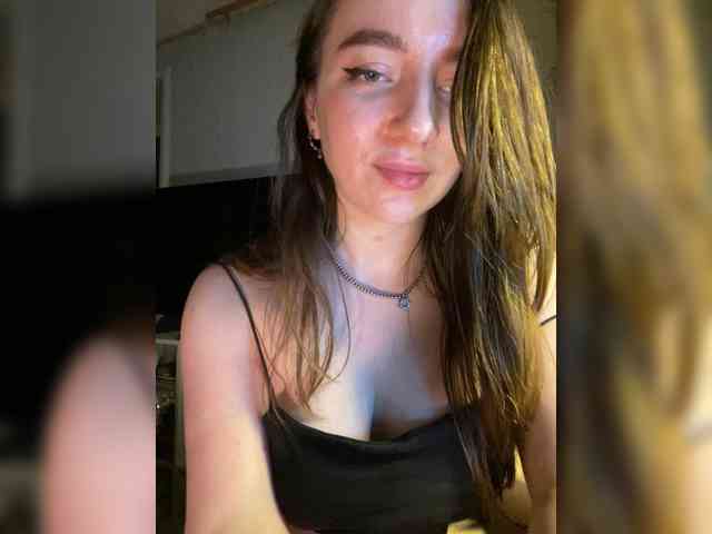 OlaChikaMamasita webcam