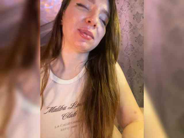 OlaChikaMamasita webcam