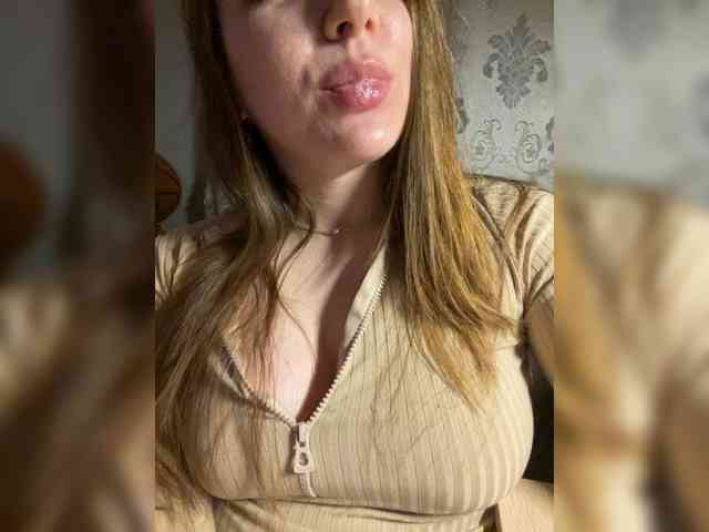 OlaChikaMamasita webcam
