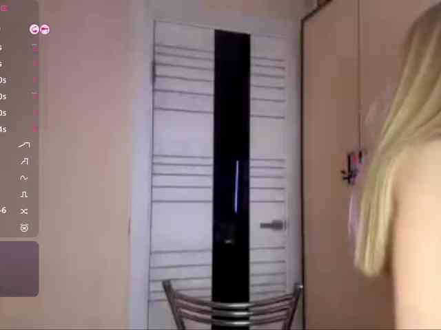 MargueritaMusto webcam