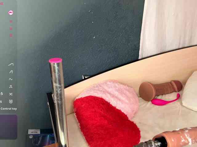 MargueritaMusto webcam