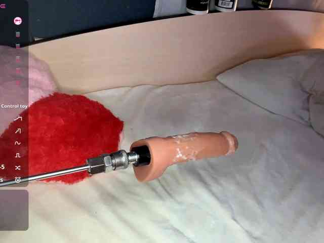 MargueritaMusto webcam