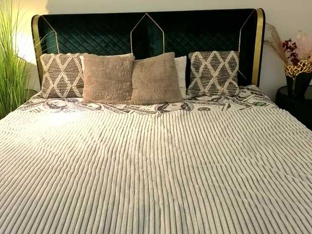 PaigePrado's BongaCams show and profile