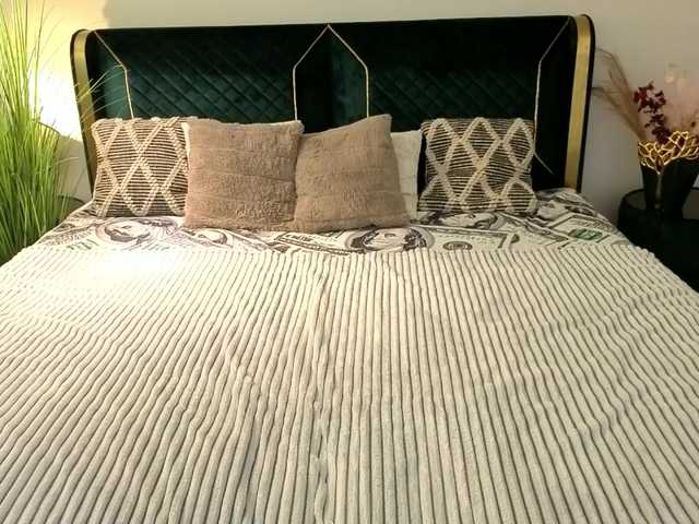 PaigePrado's BongaCams show and profile