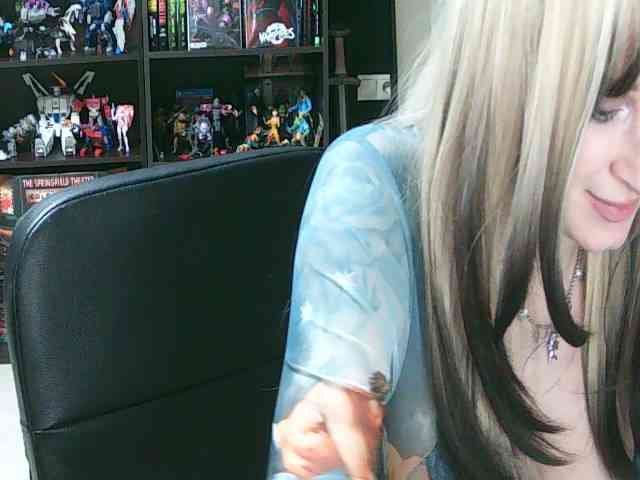 Alice--Rabbit webcam