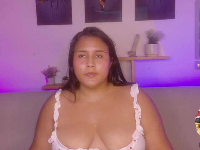 sarasophia1016 live cam on BongaCams