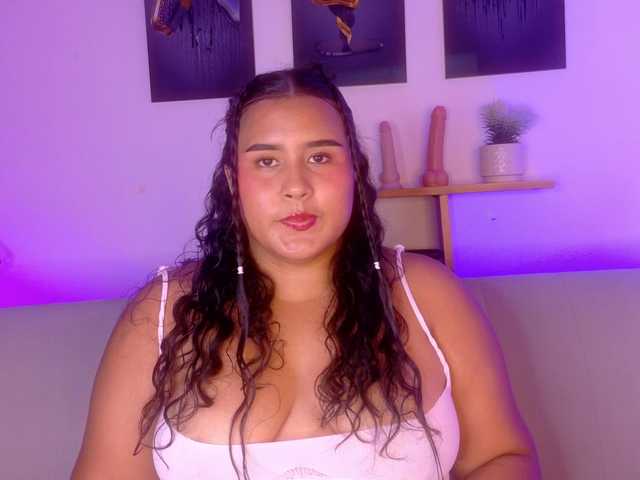 sarasophia1016 live cam on BongaCams