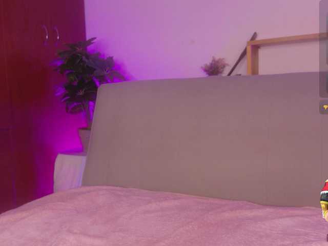 sarasophia1016 live cam on BongaCams