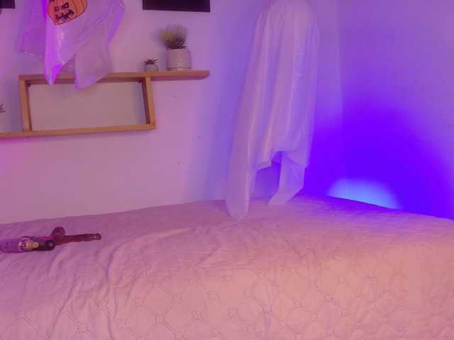 sarasophia1016 live cam on BongaCams