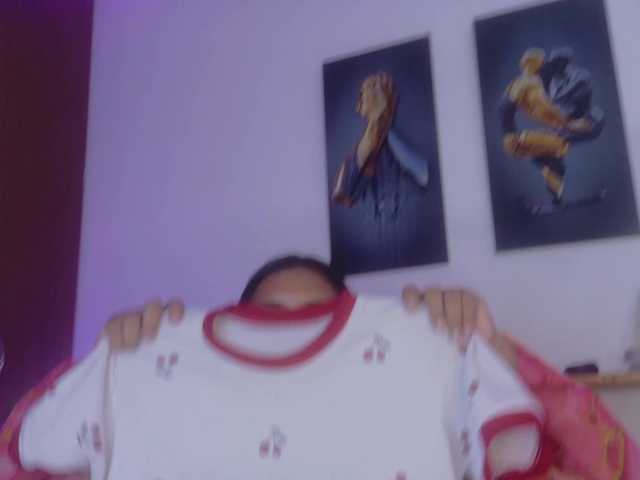 sarasophia1016 live cam on BongaCams