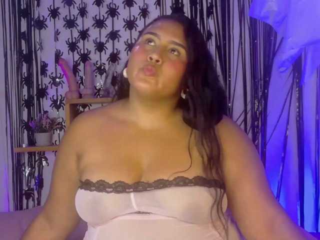 sarasophia1016 live cam on BongaCams