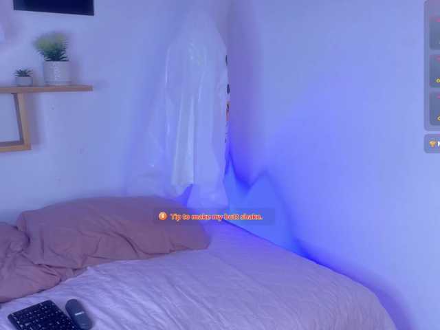 sarasophia1016 live cam on BongaCams