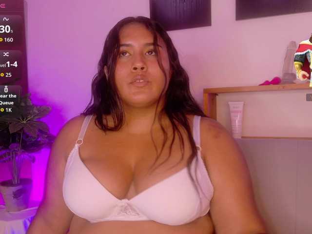 sarasophia1016 live cam on BongaCams