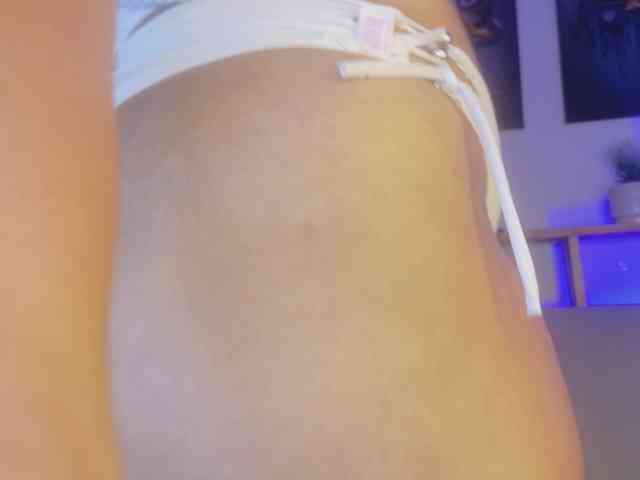 sarasophia1016's webcam live show