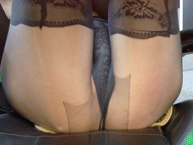 Vongaer1 live webcam show