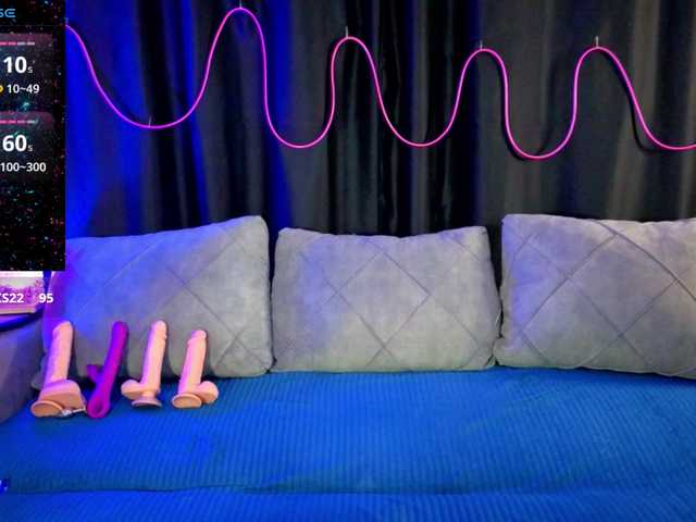 SlyFoxyWeb live cam on BongaCams
