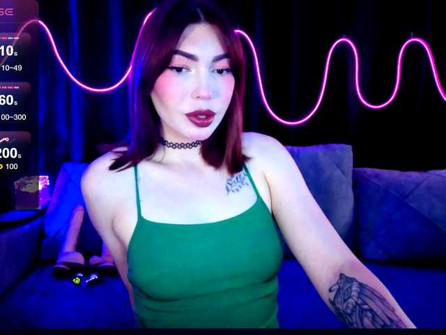 SlyFoxyWeb live cam on BongaCams
