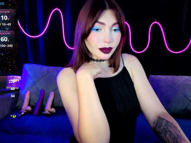 SlyFoxyWeb live cam on BongaCams