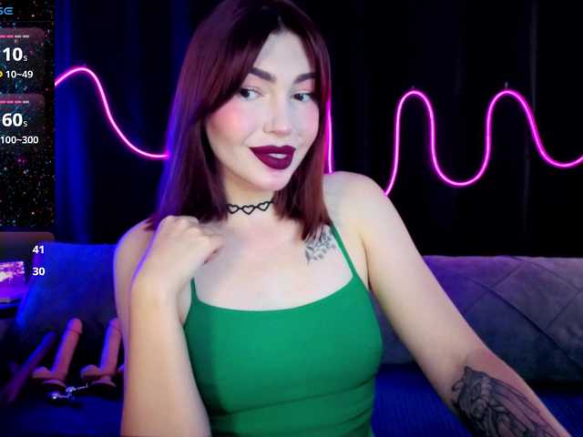 SlyFoxyWeb live cam