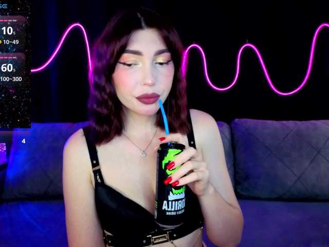 SlyFoxyWeb live cam on BongaCams