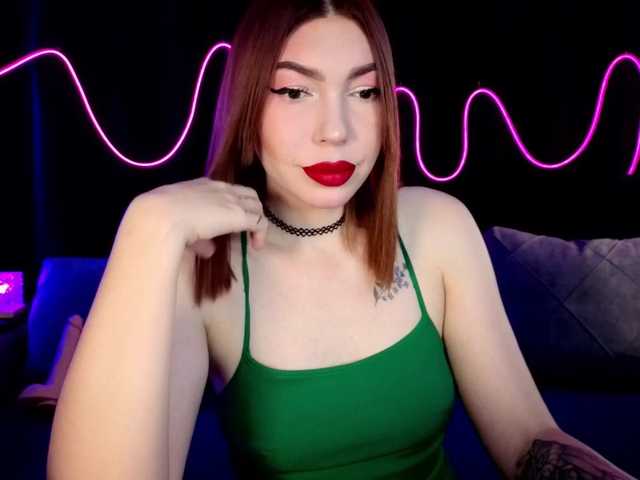 SlyFoxyWeb live cam on BongaCams