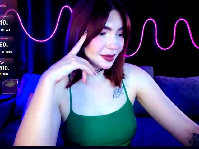 SlyFoxyWeb live cam on BongaCams