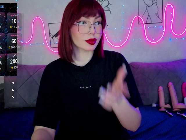 SlyFoxyWeb's BongaCams show and profile