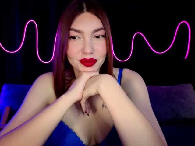 SlyFoxyWeb live cam on BongaCams