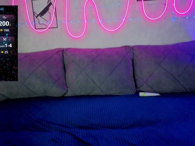 SlyFoxyWeb live cam on BongaCams