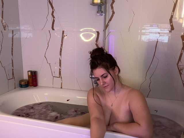 claireheart live cam on BongaCams