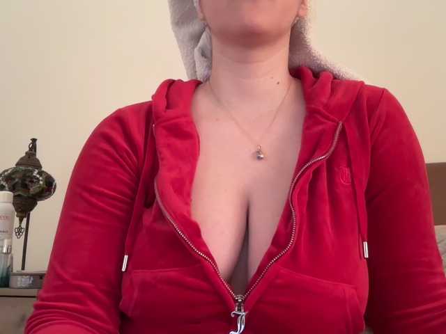 claireheart's BongaCams show and profile