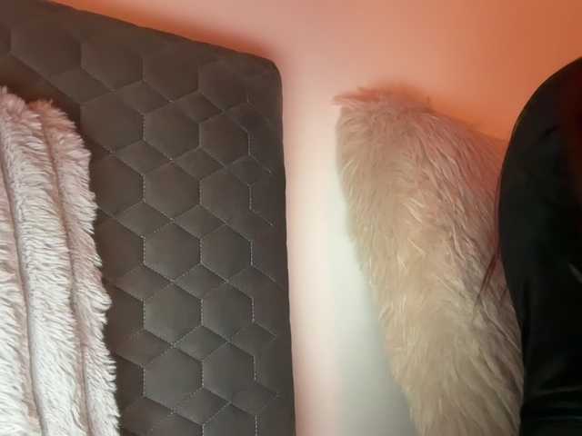 le modèle claireheart est en webcam porno dans un show sur le site bongacams, il possède les tags suivants: White/Caucasian,Brunette,Shaved