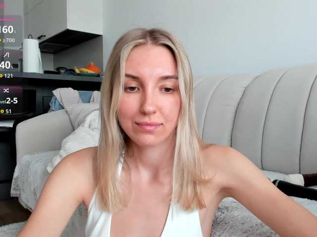SunnyRina25 Live Cam on BongaCams
