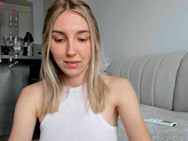 SunnyRina25 webcam